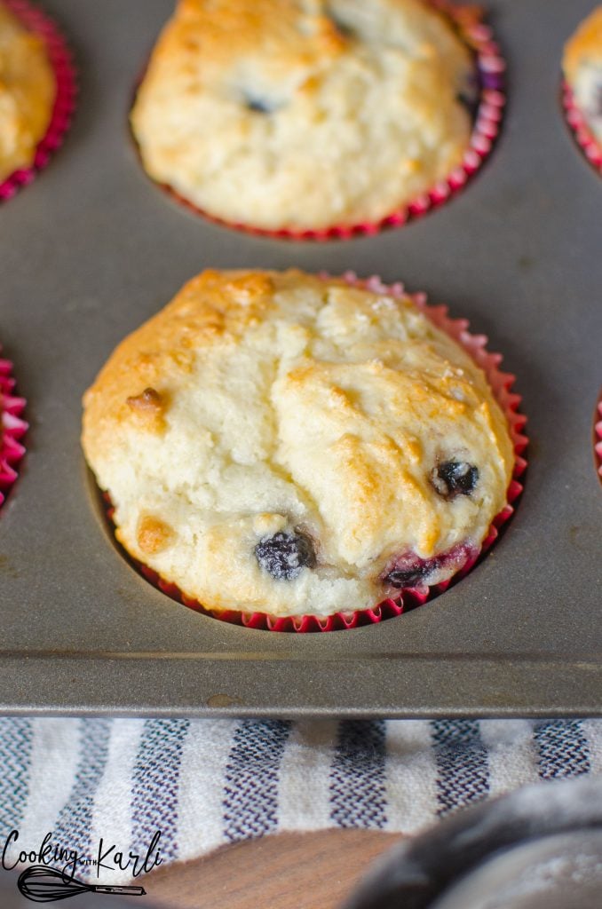 Pancake Mix Blueberry Muffins are made from pancake mix, sugar, butter, milk, an egg and fresh blueberries. This recipe is totally Kid Cook Friendly and makes a super tasty snack!