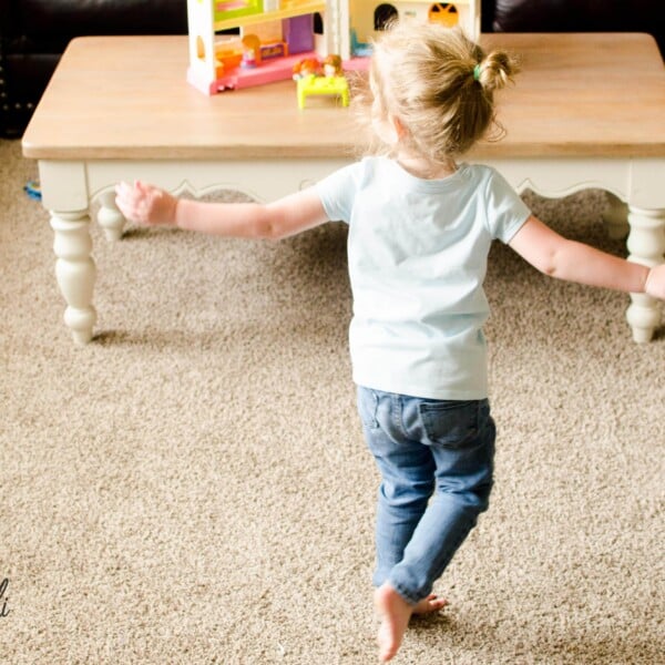 Dancing is a great, screen-free way for kids to exercise!