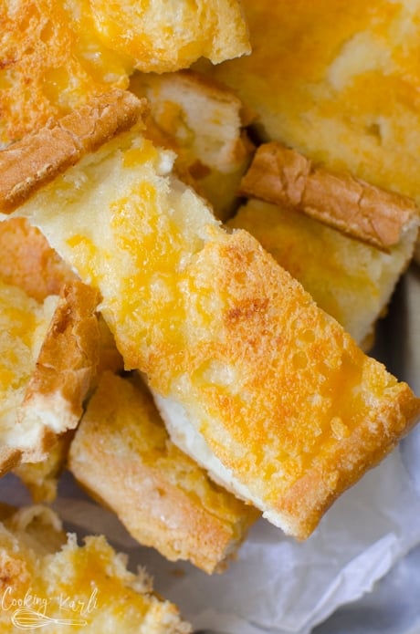 garlic cheese bread is the perfect carb side dish for any weeknight meal.
