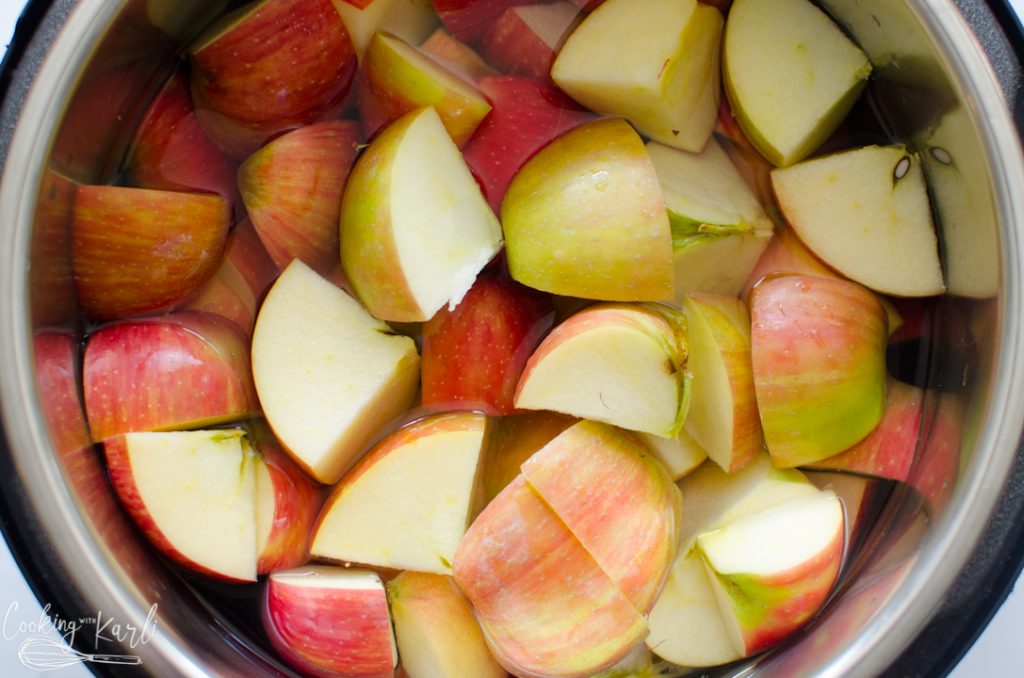 apples in the Instant Pot 