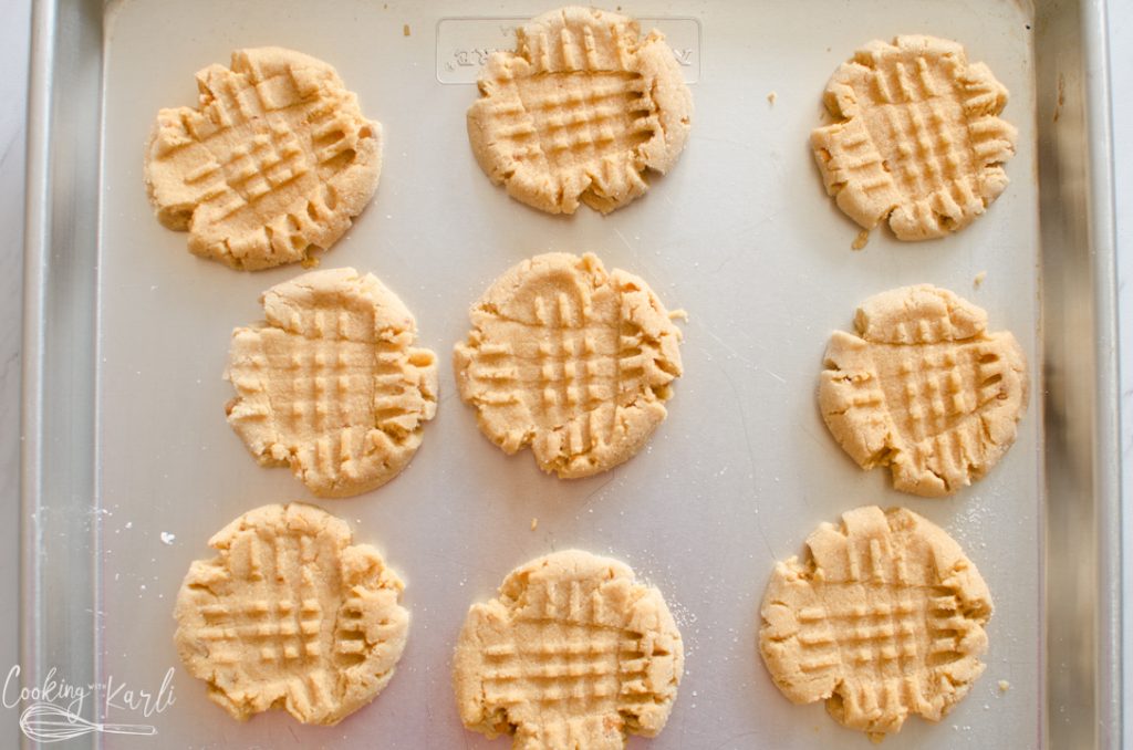 cooked peanut butter cookies