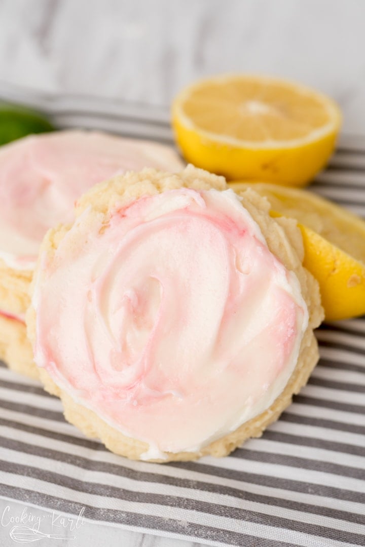 Raspberry Lemonade sugar cookies, final plated shot with lemons