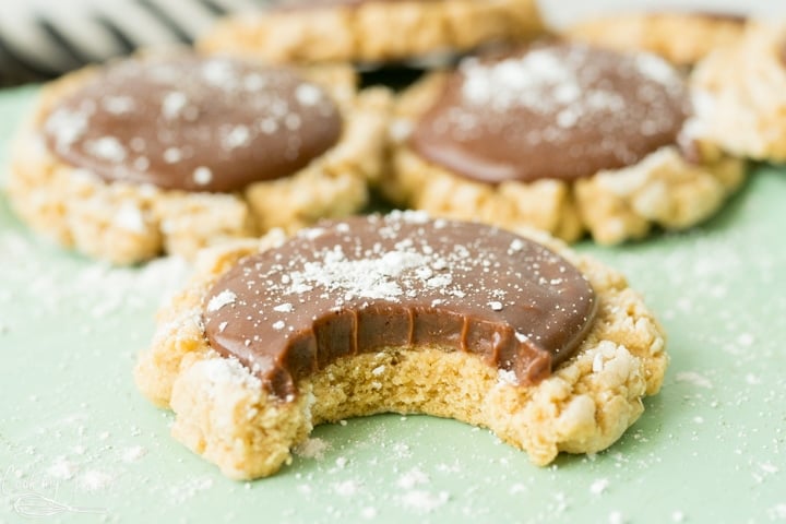 peanut butter cookie with chocolate ganache