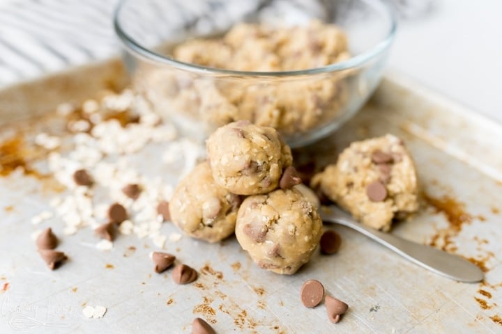 oatmeal chocolate chip cookie dough