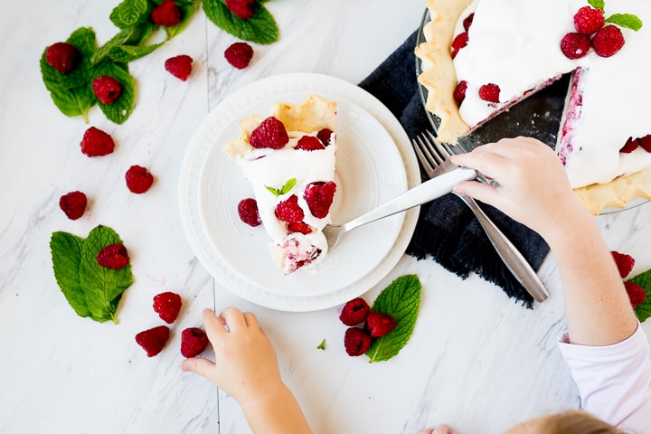 raspberries and cream pie 