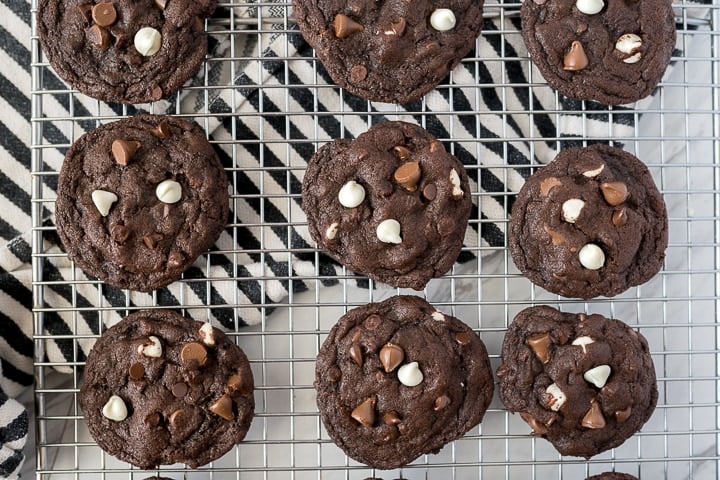 double chocolate cookies on a cooling rack