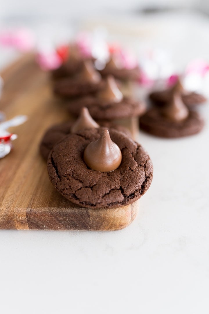 Blossom Cookies with a chocolate cookie