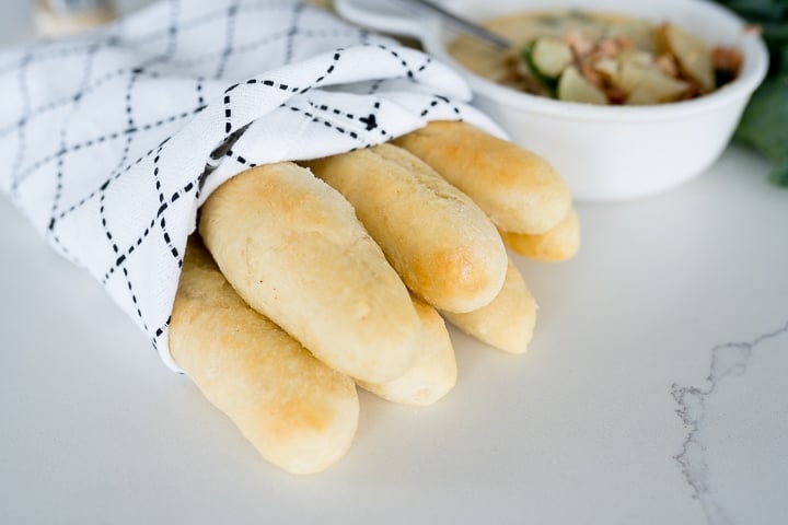 Homemade Olive Garden Breadsticks
