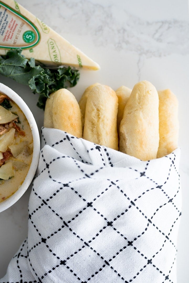 Olive Garden breadstick recipe, served