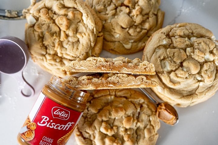 cookies with white chocolate chips and cookie butter inside