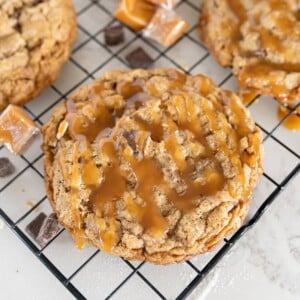 crave Carmelita cookies on a cookie cooling rack