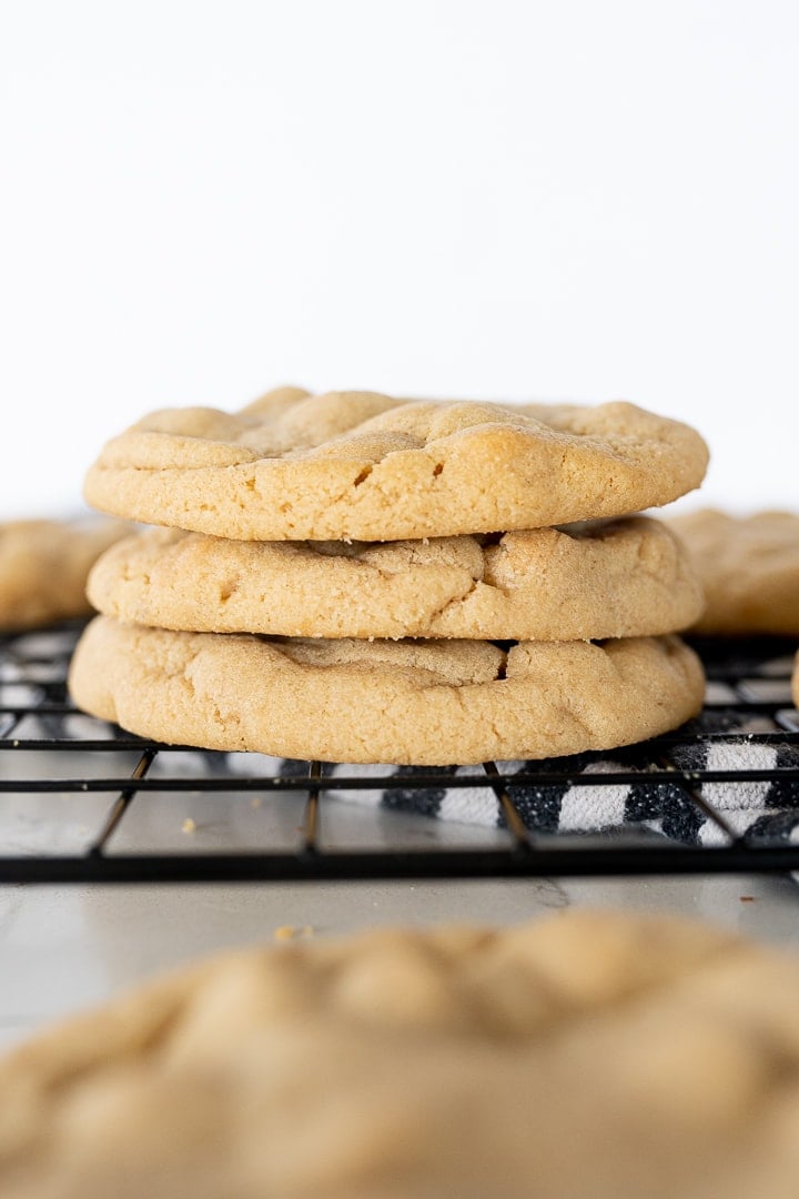 peanut butter cookies on a cookie cooling rack