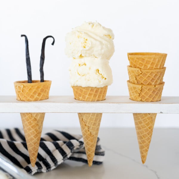 no churn vanilla ice cream in a cone